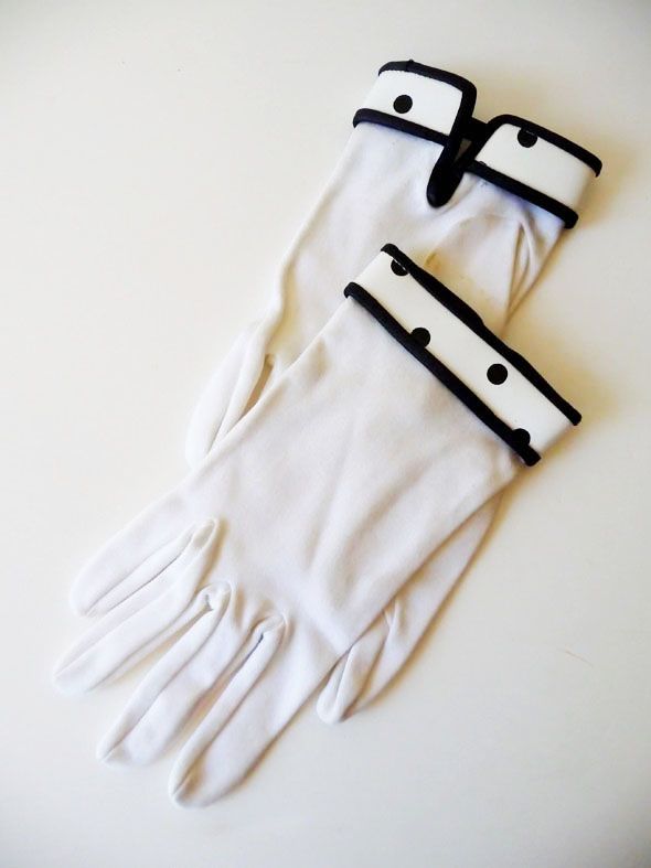  photo Glove1-1.jpg