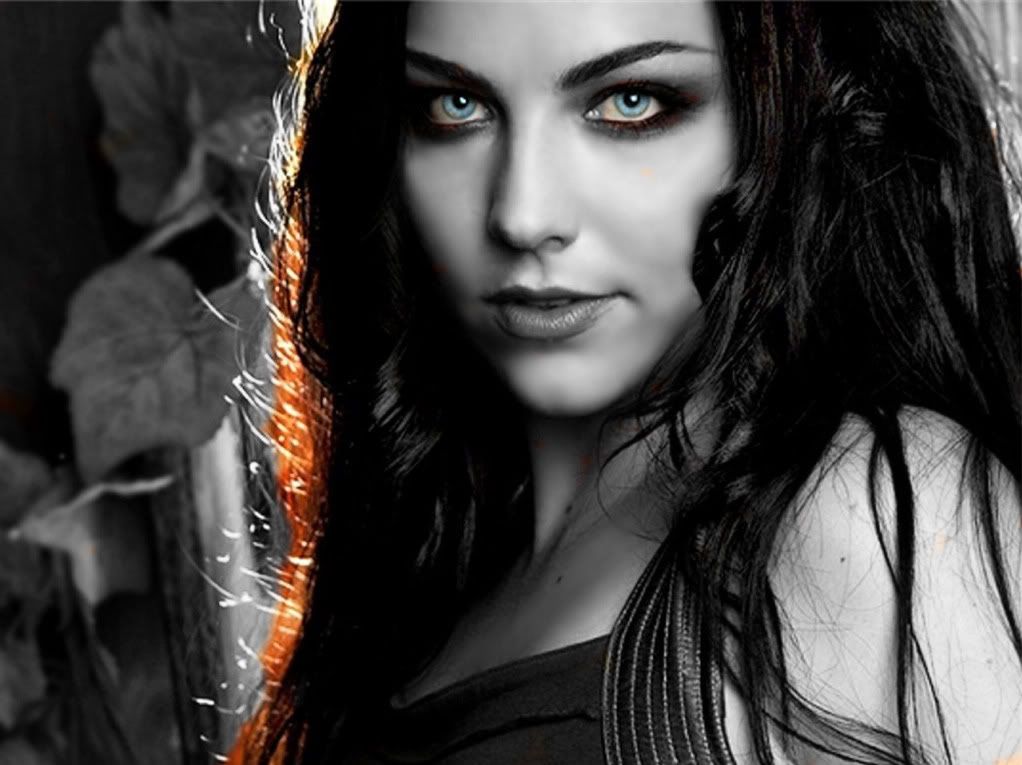 Amy Lee shows her true self Not afraid to break the mold of the must be 