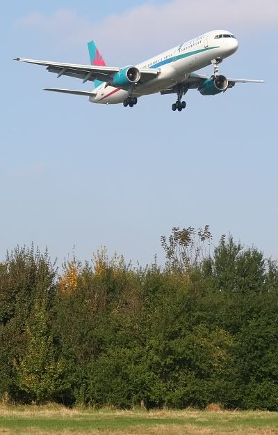 http://img.photobucket.com/albums/v699/future_pilot17/BHX%20-%2023rd%20October/BHX18.jpg