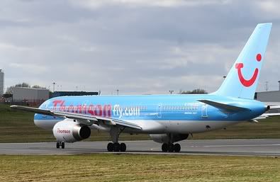 http://img.photobucket.com/albums/v699/future_pilot17/BHX%20-%208th%20April/BHX8406seventeen.jpg