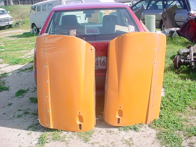 71YellowGhiadoors014.jpg