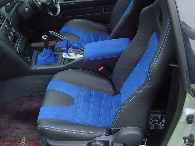 R33GTRinterior014.jpg