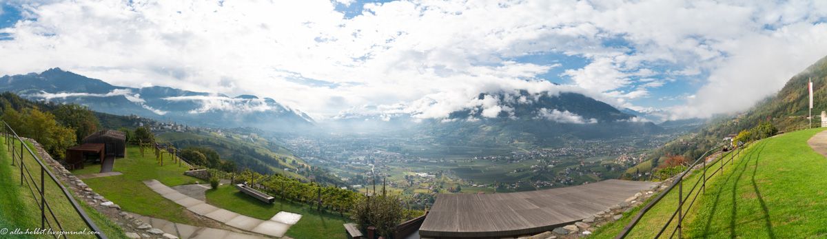 photo DSC09495-Pano_sm.jpg