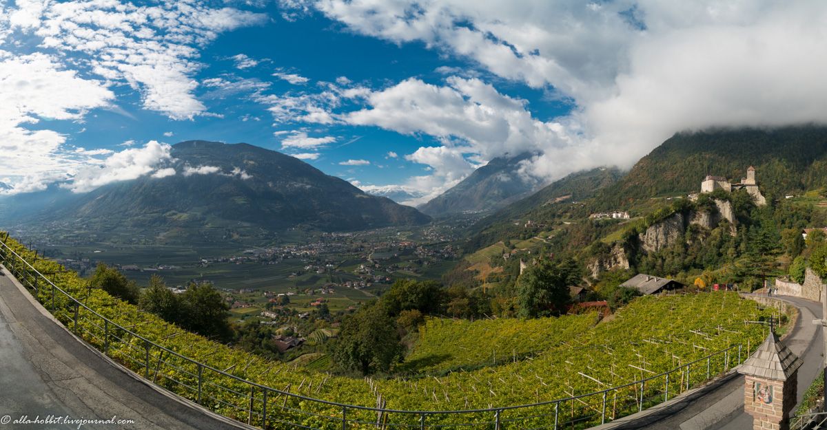 photo DSC09689-Pano_sm.jpg