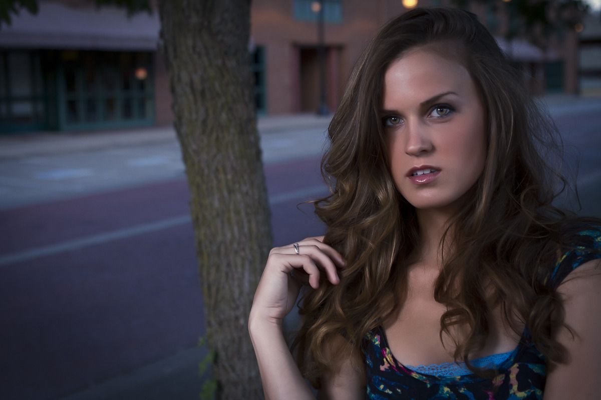 IMAGE: http://img.photobucket.com/albums/v703/blondmix/_MG_0150a.jpg