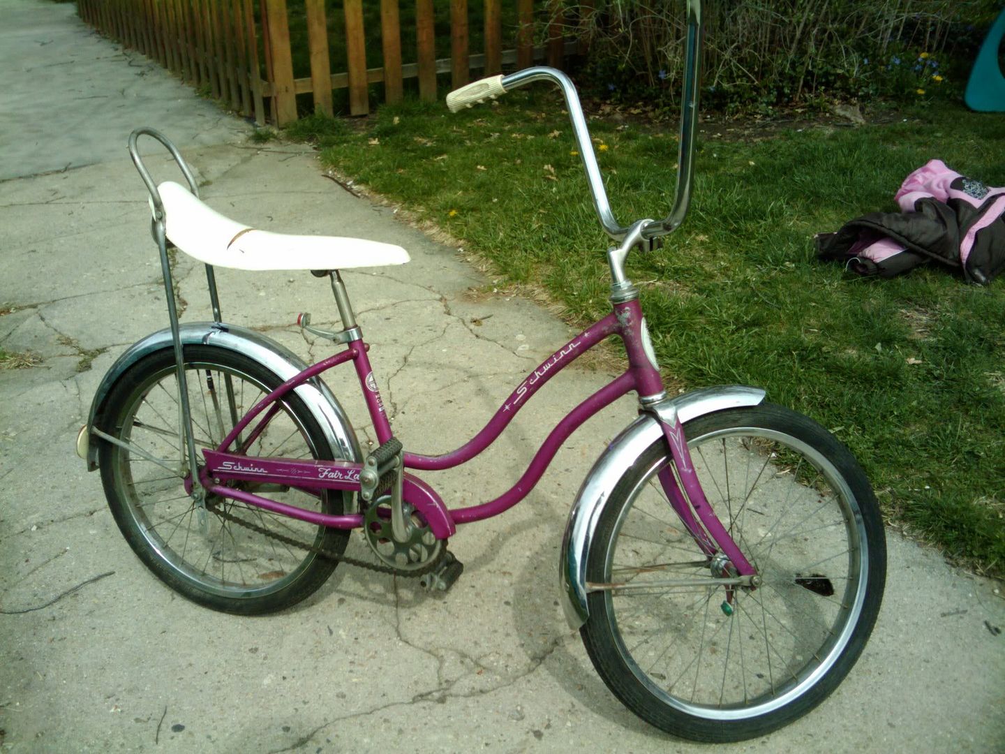 Image may have been reduced in size. Click image to view fullscreen.