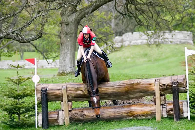 IMAGE: http://img.photobucket.com/albums/v703/weeman750/Horse%20Trials/IMG_8873.jpg