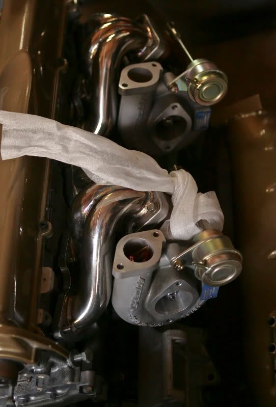 IMAGE: http://img.photobucket.com/albums/v704/cameltrophy24/photoforum/gtr-1-6.jpg