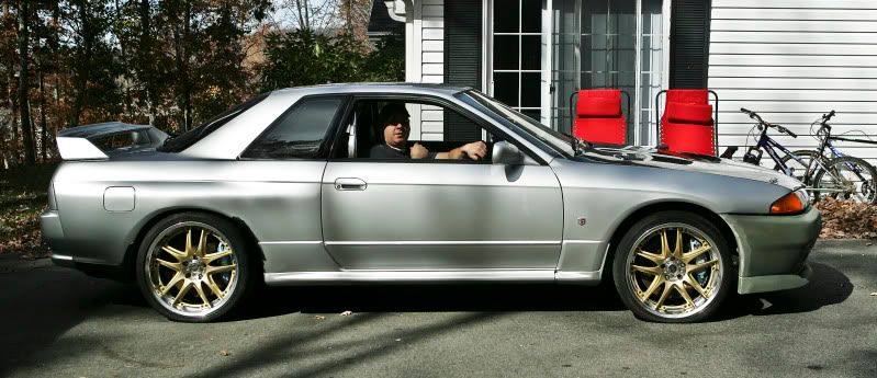 IMAGE: http://img.photobucket.com/albums/v704/cameltrophy24/photoforum/gtr-1-9.jpg