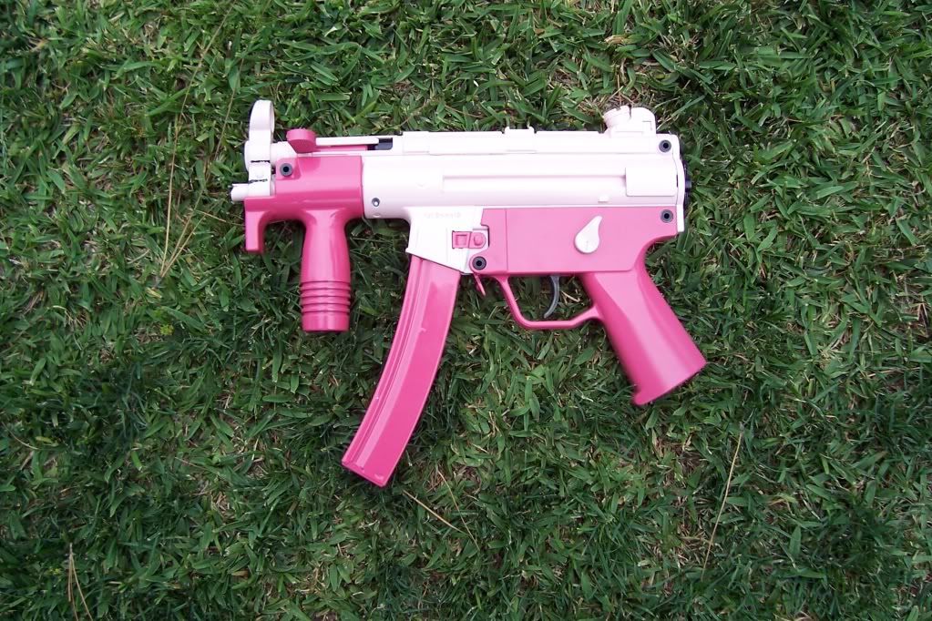 Hello Kitty Gun. Hello kitty version of the