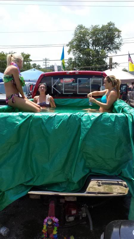 pool in truck bed