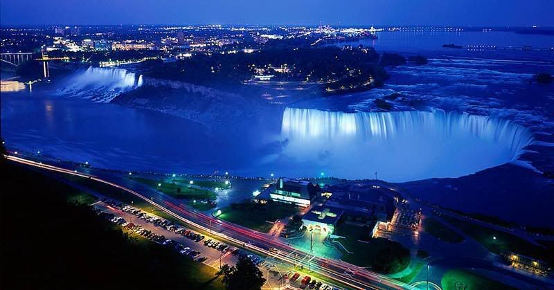 NiagaraFallsatNightCanada.jpg