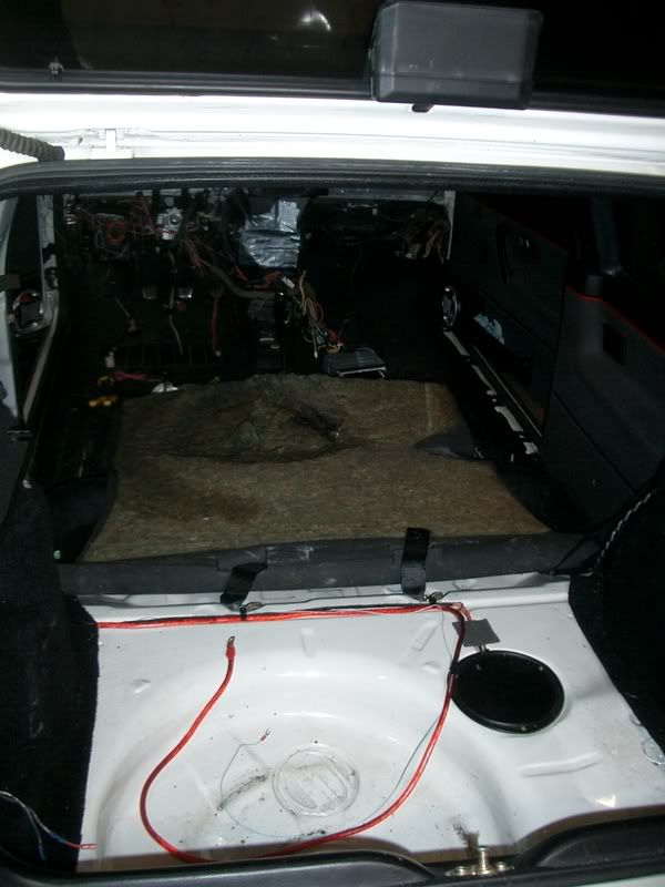 Sub+Speaker Amps mounted in spare tire well VW Vortex Volkswagen Forum