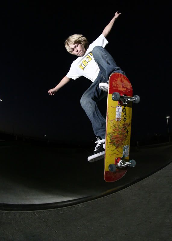 IMAGE: http://img.photobucket.com/albums/v709/goaliedude43/_MG_2243_edited-1.jpg