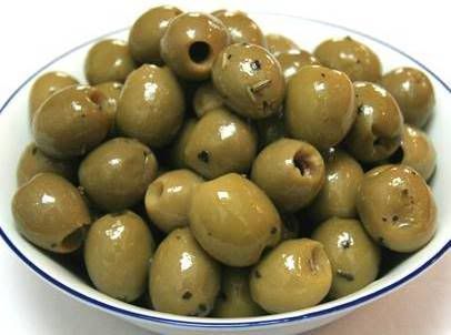 green olives presentation