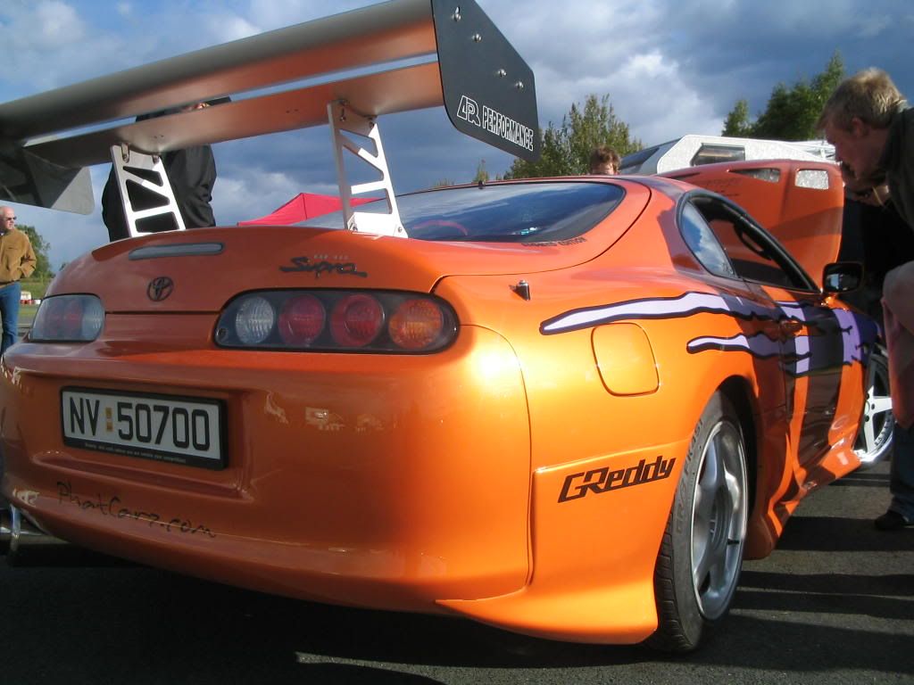 ToyotaSupra2.jpg