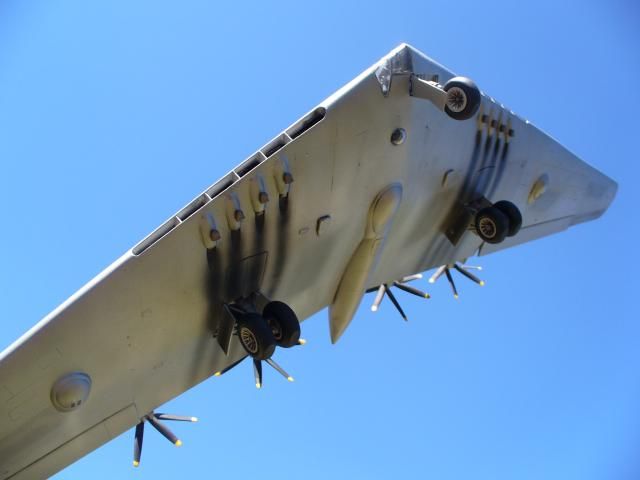 http://img.photobucket.com/albums/v710/treyzx10r/X-planes/xb-35-fini2006.jpg