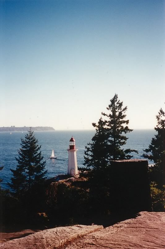 Lighthouse-NorthVancouver2-Septembe.jpg