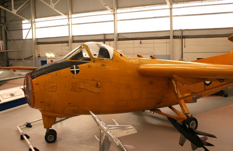 http://img.photobucket.com/albums/v714/Bruggen/CopyofCosford009.jpg