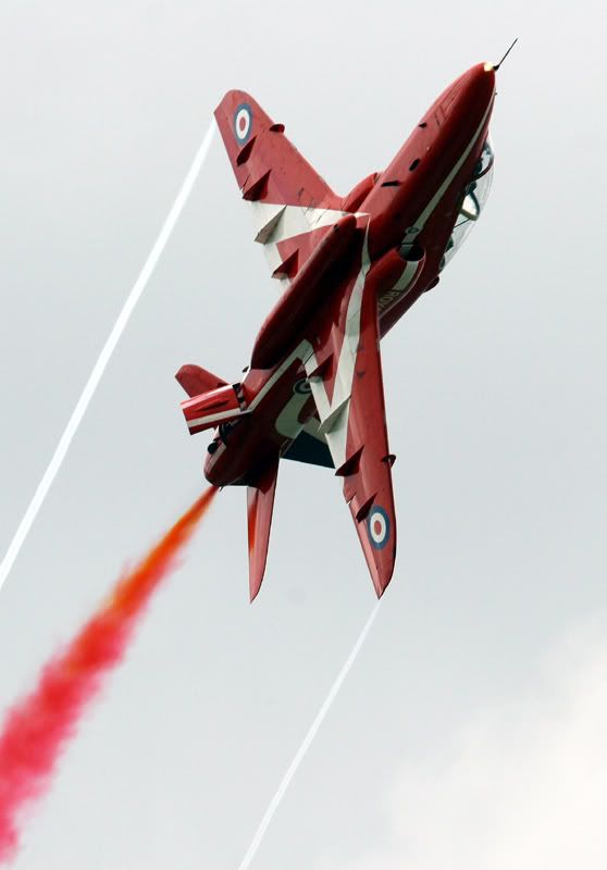 http://img.photobucket.com/albums/v714/Bruggen/red4.jpg