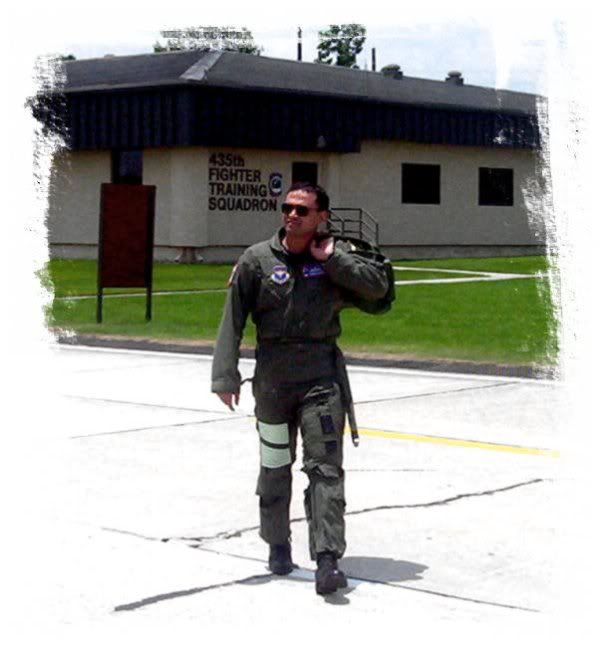 http://img.photobucket.com/albums/v714/a_gohir/435thTrainingSquadronPAF.jpg
