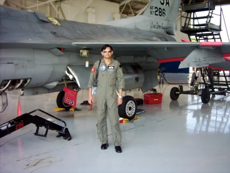 http://img.photobucket.com/albums/v714/a_gohir/PAF-USAF-F-16.jpg