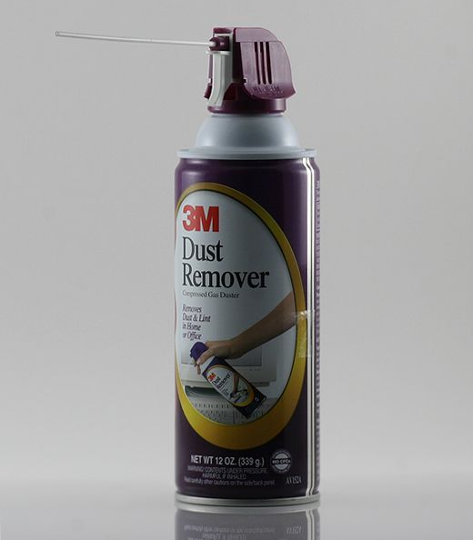 IMAGE: http://img.photobucket.com/albums/v715/kninja0/Lasers/XT%20Camera/85mm/lightbox.jpg