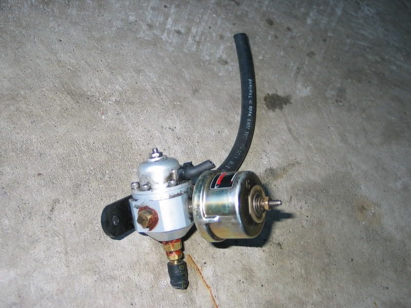 http://img.photobucket.com/albums/v719/brandons13/CameraDownloads-Pics-CArz053.jpg