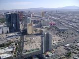 http://img.photobucket.com/albums/v719/pebblesmax/vegas/Vegas%20May%2009/th_DSC01327.jpg