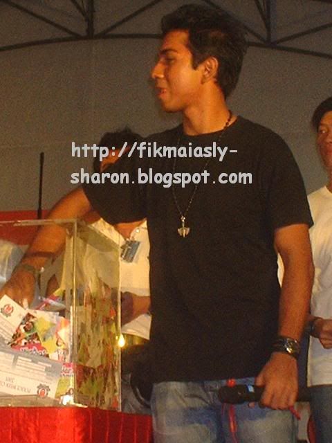 Image hosted by Photobucket.com