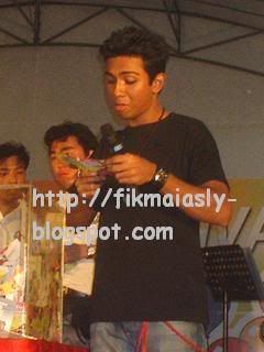 Image hosted by Photobucket.com