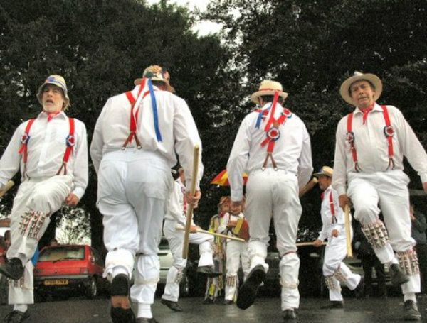 May-Day-around-the-world-morris-dancers-