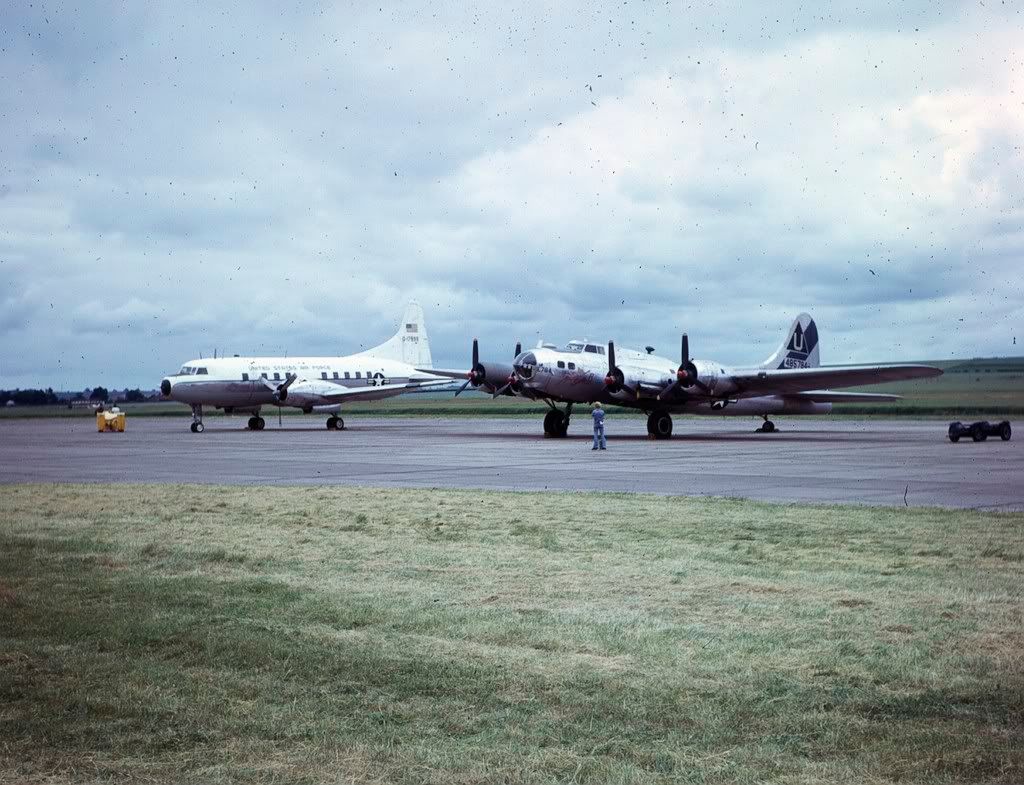 http://img.photobucket.com/albums/v724/Merlin70/Early%20Duxford/DXJul75ConvairVT29B.jpg
