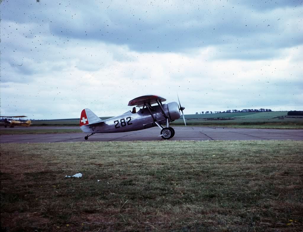 http://img.photobucket.com/albums/v724/Merlin70/Early%20Duxford/DXJul75DewoitineD26.jpg
