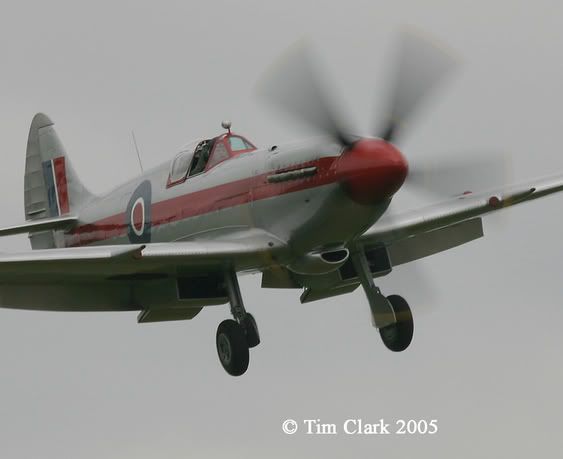 http://img.photobucket.com/albums/v724/Merlin70/HFL%20-%20ARC%20Openday%202005/HFL-ARCOPENDAY05601a.jpg