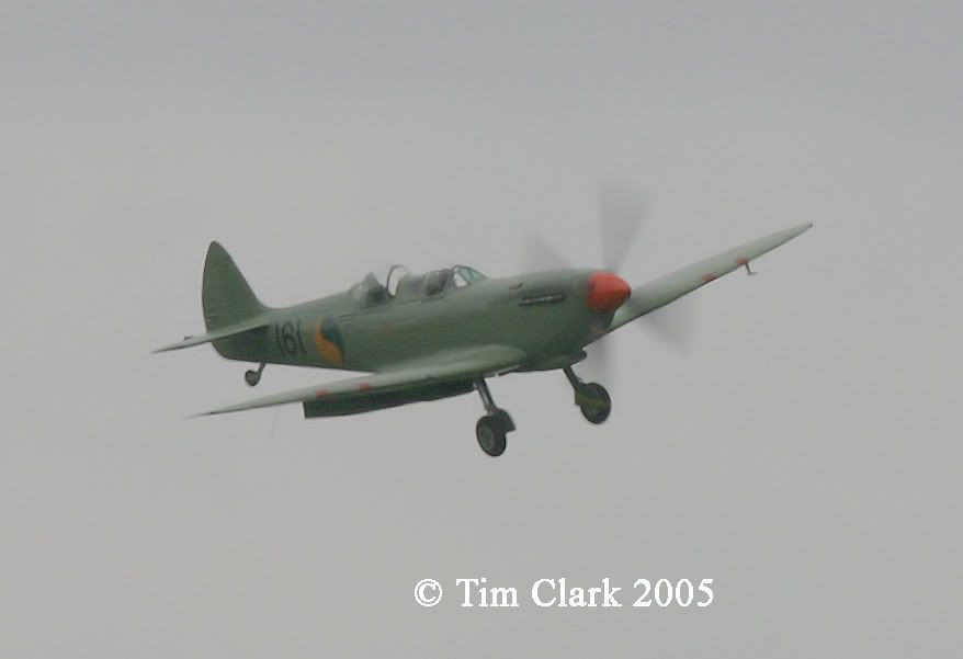 http://img.photobucket.com/albums/v724/Merlin70/HFL%20-%20ARC%20Openday%202005/HFL-ARCOPENDAY05605.jpg