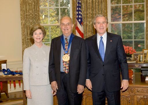  photo Louis_Auchincloss_with_President_Bush-1.jpg