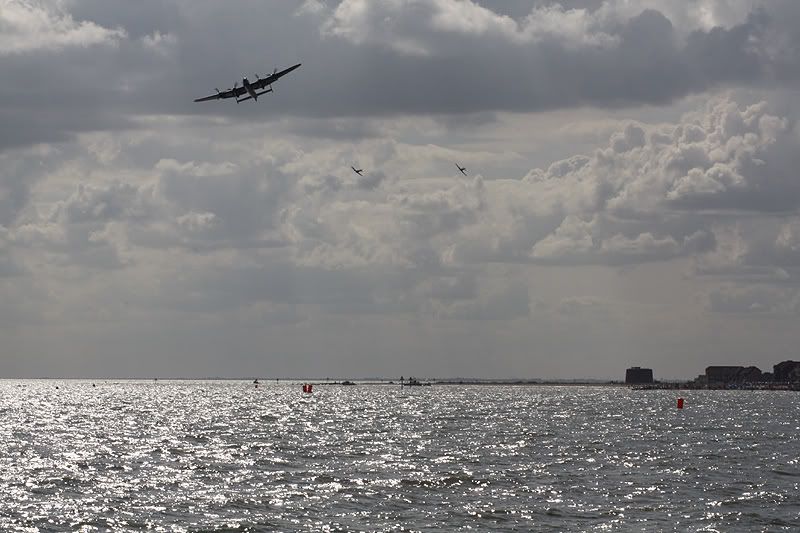 http://img.photobucket.com/albums/v726/Stewart1a/Clacton%202008/BBMF4.jpg