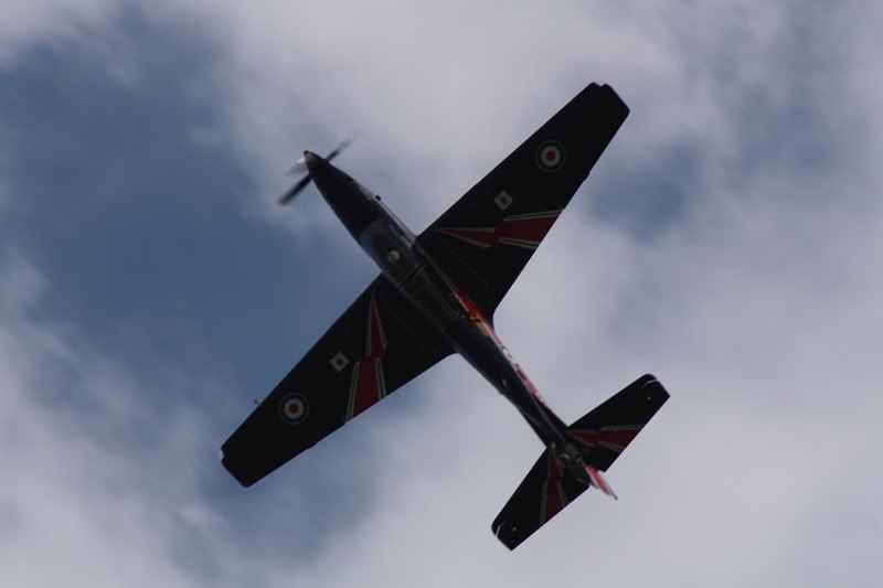 http://img.photobucket.com/albums/v726/Stewart1a/Clacton%202008/TUCANO2.jpg