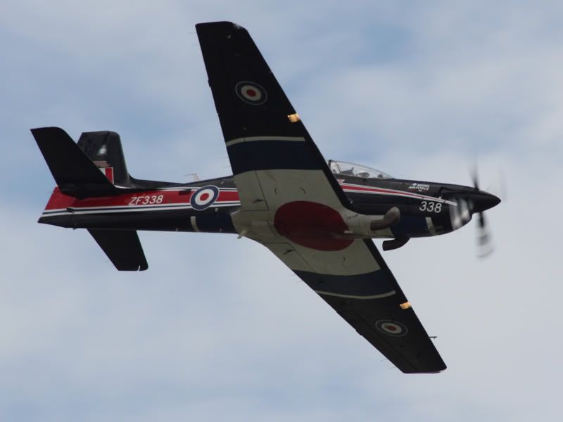 http://img.photobucket.com/albums/v726/Stewart1a/Clacton%202008/TUCANO3.jpg