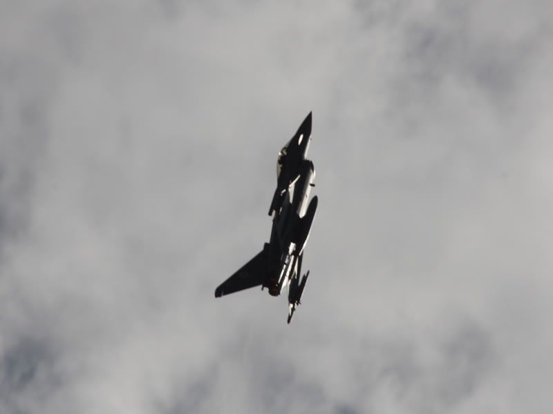 http://img.photobucket.com/albums/v726/Stewart1a/Clacton%202008/Typhoon.jpg