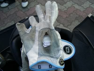 Gloves with a hole