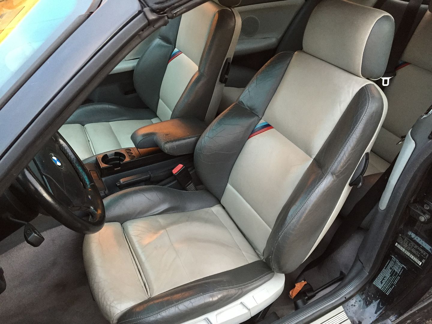 http://img.photobucket.com/albums/v727/Coldaccord/1999%20BMW%20M3%20Convertible/Photo%20Dec%2017%204%2026%2026%20PM_zpsklckrmae.jpg