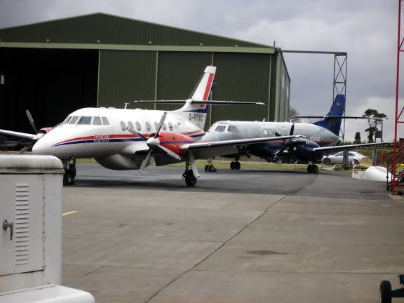 http://img.photobucket.com/albums/v728/Humberside/Humberside%20Airport%20February%202006/45208904.jpg