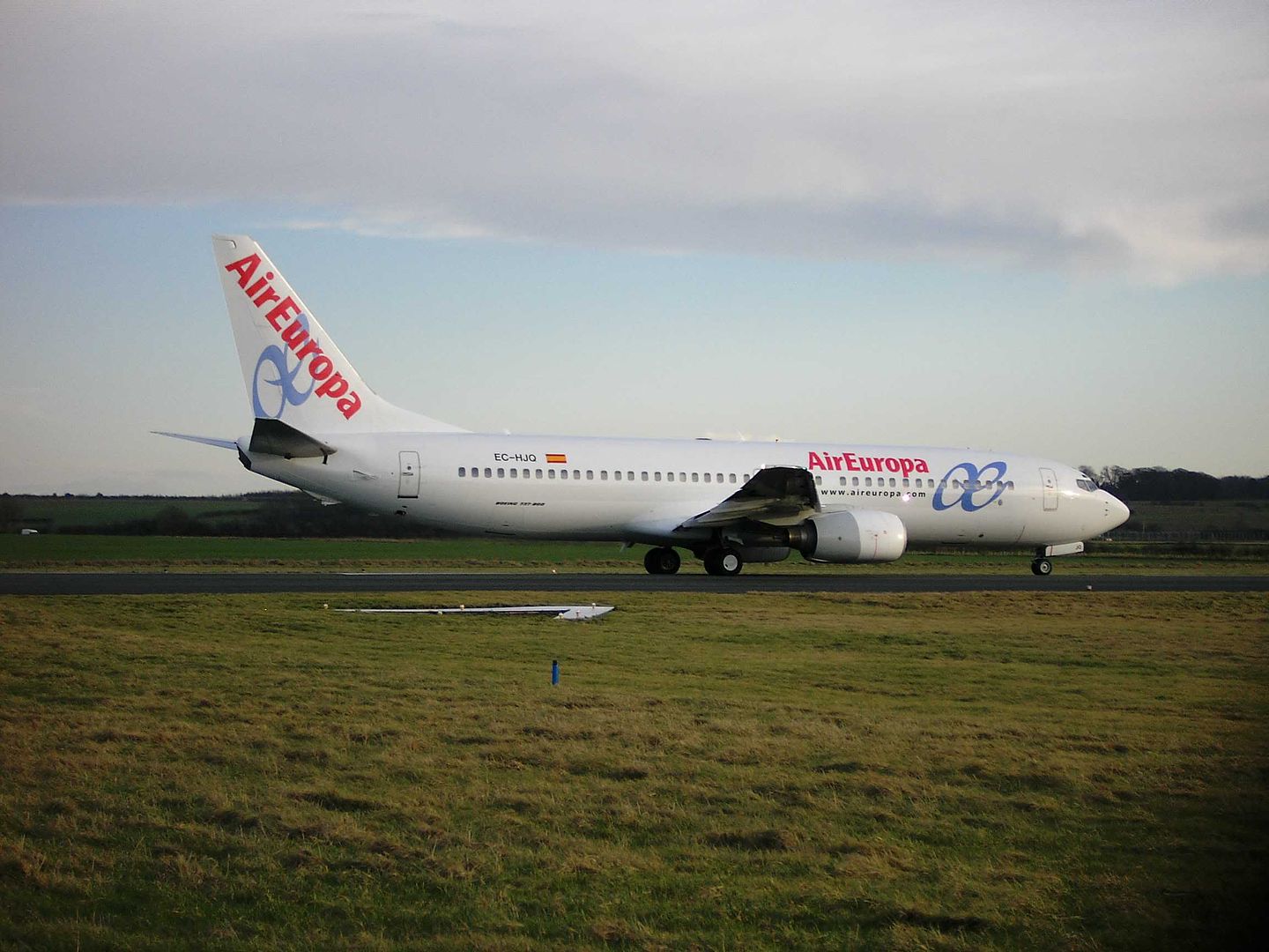 http://img.photobucket.com/albums/v728/Humberside/Humberside%20Airport%20February%202006/x5-EC-HJQAirEuropaB737-85P.jpg