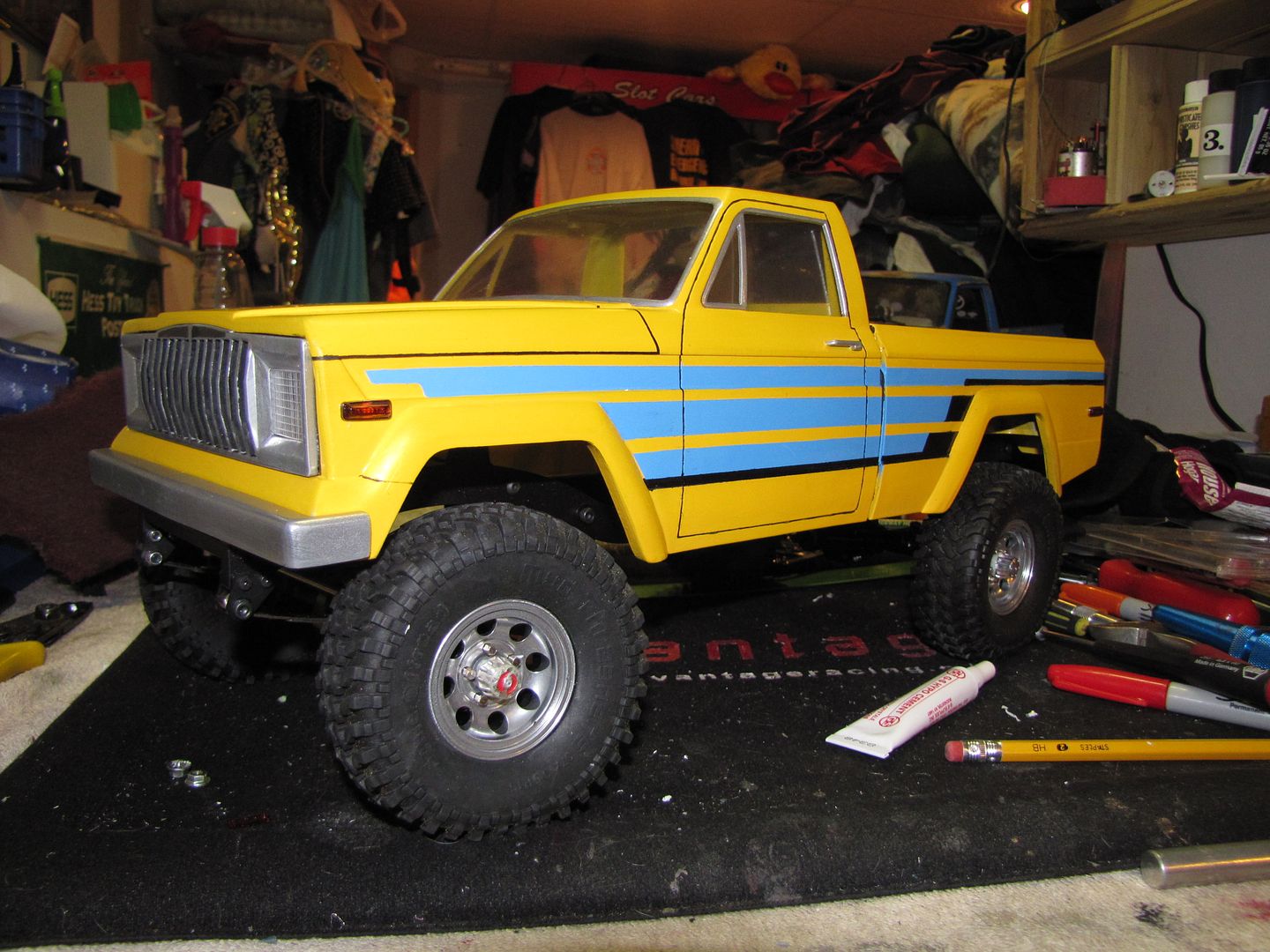 WE HAVE DEBRIS! Jeep J10 Twister truck now with Dorothy ...