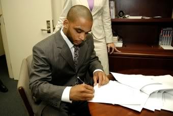 Magic point guard Jameer Nelson signs his contract extension