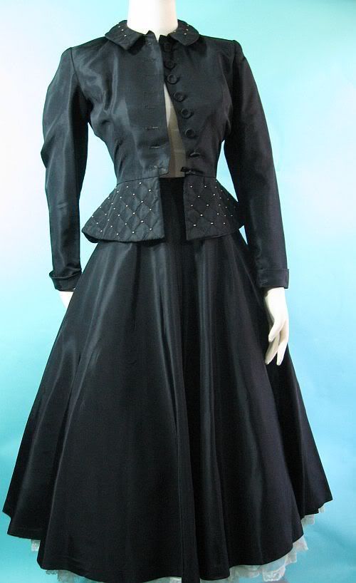 IMG_3634-40s-vintage-new-look-suit.jpg