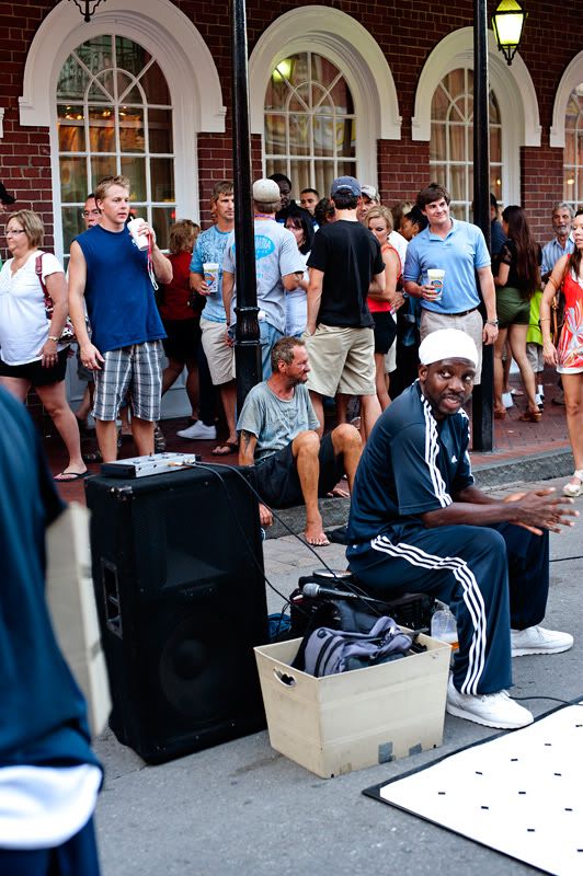 http://img.photobucket.com/albums/v73/molested_cow/Grand%20American%20Tour%202011/Day02_New_Orleans/DSC_5825.jpg