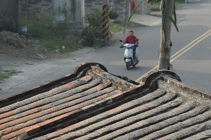 http://img.photobucket.com/albums/v73/molested_cow/Taiwan%20Tainan%202011/DSC_2068.jpg